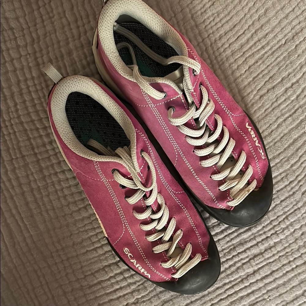 Scarpa Women's Pink Shoes